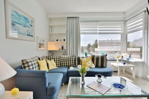 Fernseher, Stereoanlage