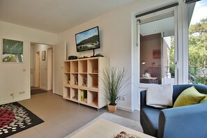 TV, DVD player, stereo - Carpe Diem Appartement 088 (Niendorf/Ostsee)