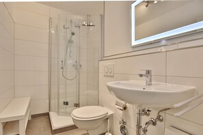 Shower - Am Rosenhain 9 Appartement 3 (Timmendorfer Strand)