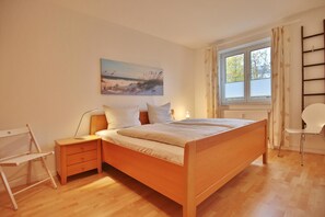 1 chambre, fer et planche à repasser, accès au Wi-Fi (inclus)