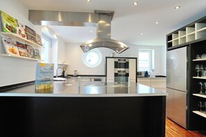 Fridge, microwave, oven, stovetop - Penthouse am Platz Beach Loft Appartement 6 (Timmendorfer Strand)