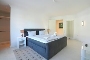 3 bedrooms, travel cot, free WiFi - Penthouse am Platz Beach Loft Appartement 6 (Timmendorfer Strand)