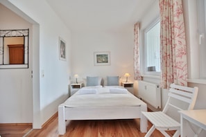 1 غرفة نوم وسرير سفر وواي فاي مجانًا