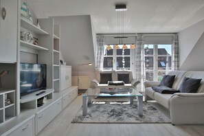 TV, DVD player, stereo