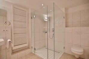 Shower, hair dryer - Villa Mér Baltique Appartement 12 (Timmendorfer Strand)