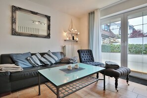 TV, stereo - Sunshine Residenz Appartement 1 Godewind (Timmendorfer Strand)