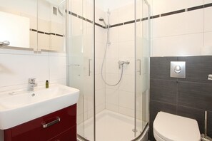 Douche, sèche-cheveux