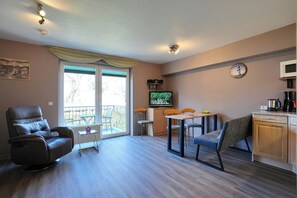 TV, DVD player, stereo - Domizil Strandburg Appartement 08 (Timmendorfer Strand)