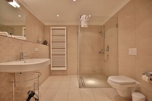 Shower, hair dryer - Villa Mér Baltique Appartement 13 (Timmendorfer Strand)