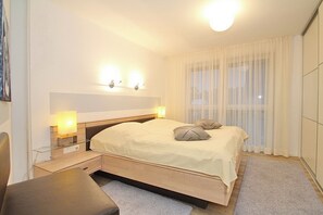 1 Schlafzimmer, Schreibtisch, Bügeleisen/Bügelbrett, kostenloses WLAN