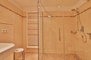 Dusche, Haartrockner