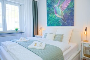 3 Schlafzimmer, Schreibtisch, Bügeleisen/Bügelbrett, kostenloses WLAN