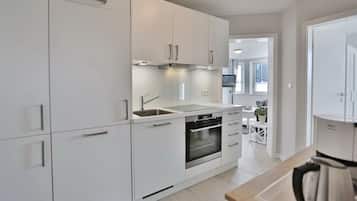 Kühlschrank, Ofen, Herdplatte, Geschirrspüler