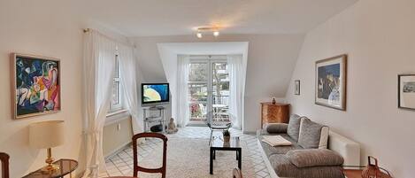 TV, DVD player, stereo