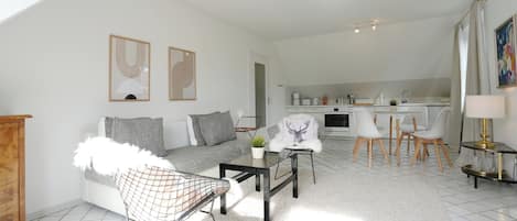 TV, DVD player, stereo