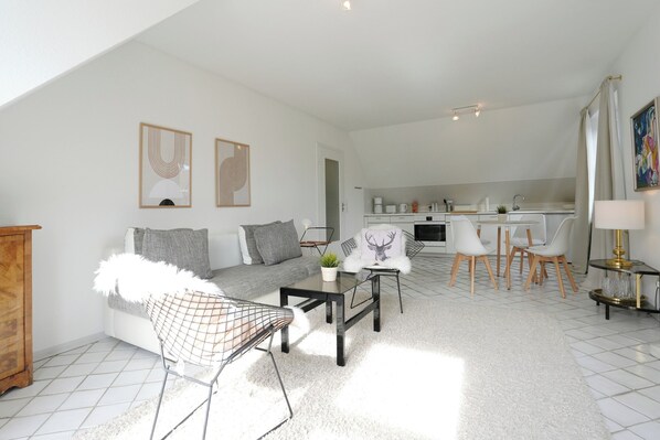 TV, DVD player, stereo