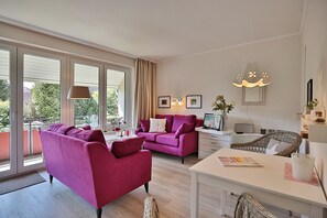 Fernseher, Stereoanlage