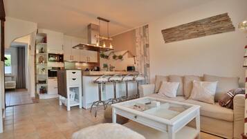 Fernseher, Stereoanlage