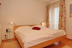 1 غرفة نوم ومكواة/لوح كي وواي فاي مجانًا