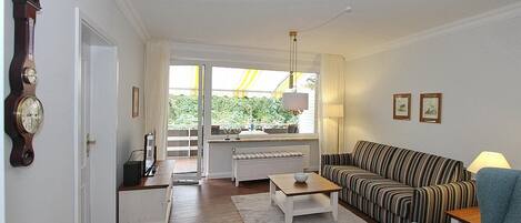 Televisio, DVD-soitin, stereot