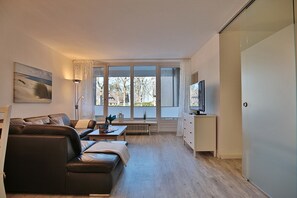 Fernseher, DVD-Player