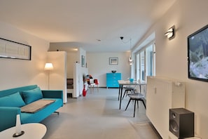 TV, DVD player, stereo