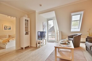 Télévision, chaîne hi-fi