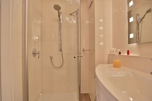 Dusche, Haartrockner