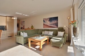 Fernseher, Stereoanlage