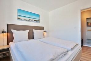 1 chambre, fer et planche à repasser, accès au Wi-Fi (inclus)
