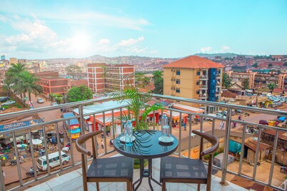 Bukandula Hotel