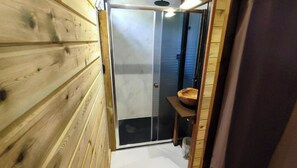 Shower, hair dryer - Sunset Sapphire (Case-Pilote)