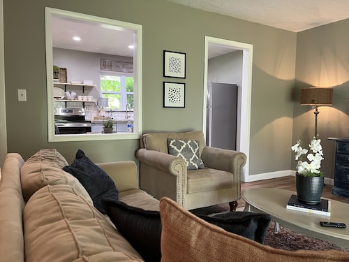 Sleeps 6 in prime location