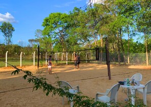 Tennis court - Hotel Tia Dora (São Gonçalo do Abaeté)