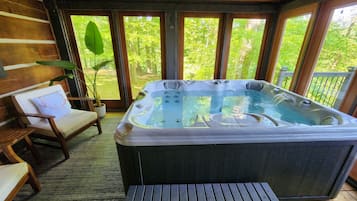 Baignoire à remous intérieure