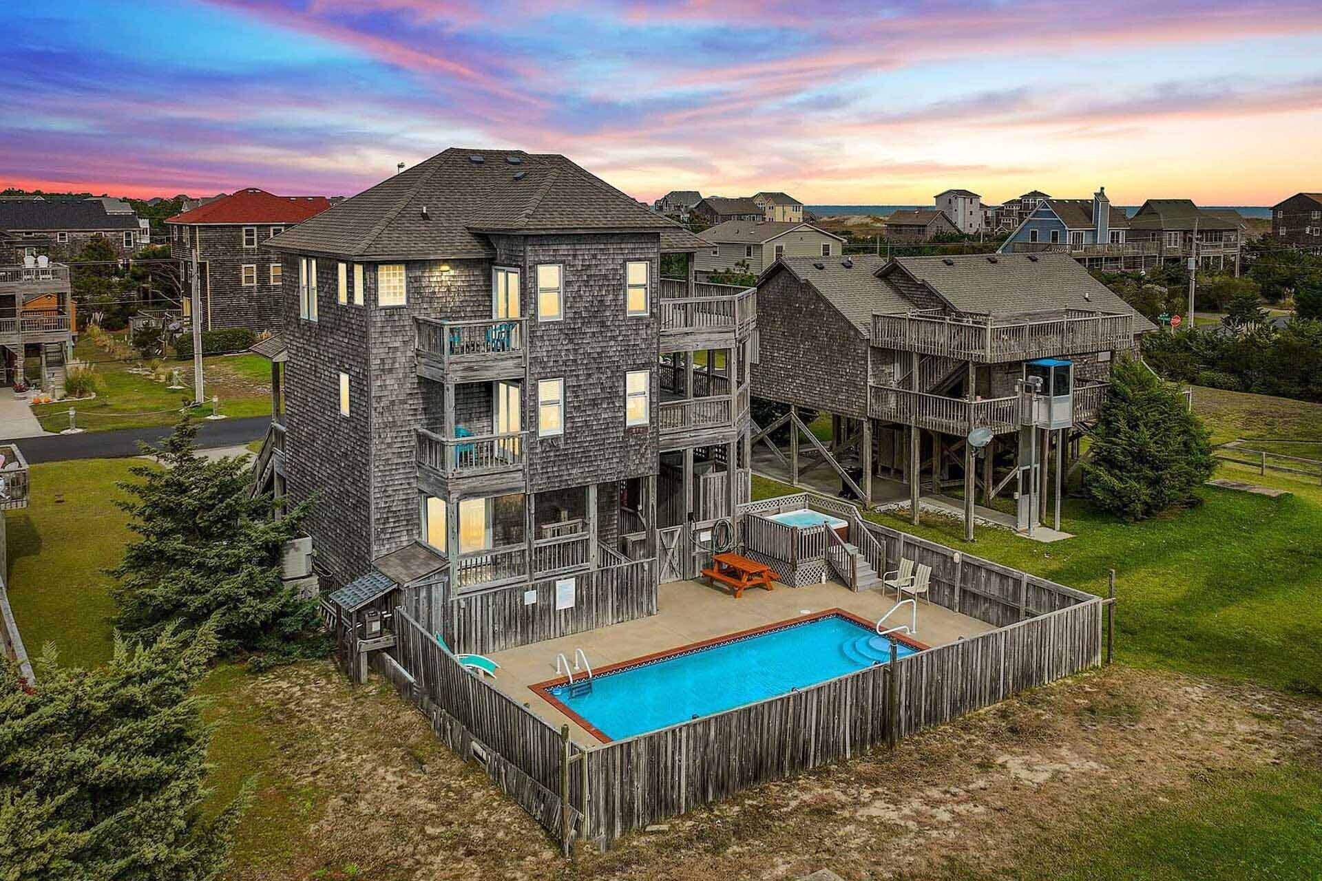1 Love Means an Oceanside Home with Private Pool, Hot Tub, and Basketball Hoop
