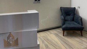 Ảnh chưa phân loại, 5 trong số 12 ảnh, nút