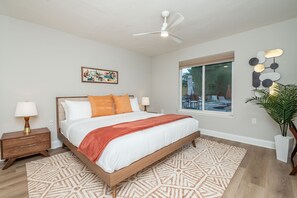 4 chambres, fer et planche à repasser, lit parapluie, Wi-Fi