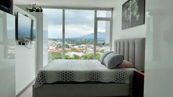 1 habitación, escritorio, wifi gratis y ropa de cama