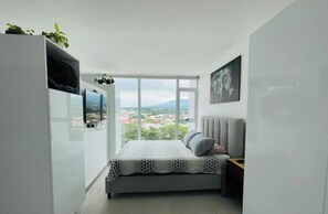 1 slaapkamer, een bureau, gratis wifi, beddengoed