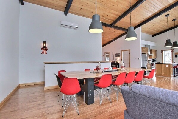 Dining - L’Ascension | 4-Season Spa & Mountain View (Saint-Philémon)
