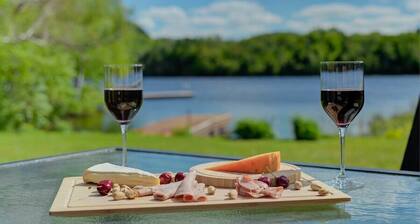 Au bord du St-Maurice, Spa & Private Dockm ski