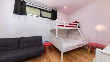 5 chambres, fer et planche Ă repasser, Wi-Fi, draps fournis
