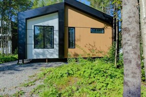 Exterior - Le Baikal | Nature, Trails & EV Charger (Pont-Rouge)