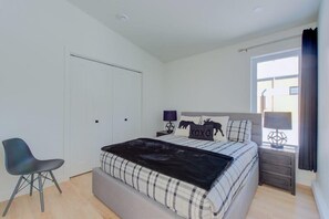 2 bedrooms, iron/ironing board, free WiFi, bed sheets - Bleu Soleil | Nature, Comfort & Pet-Friendly (Pont-Rouge)