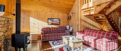 TV, fireplace, Netflix, streaming services