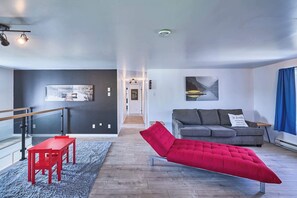 Smart TV, fireplace, video games, books