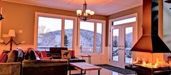 Pourquoi Pas! | Private Spa & Mountain View