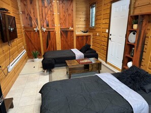 5 chambres, fer et planche à repasser, Wi-Fi, draps fournis