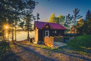Exterior - Le Huard - Lakefront & Private Dock (Sayabec)